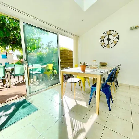 Maison A Pied Avec Piscine - Terrasse Privee * 생미셸셰프셰프