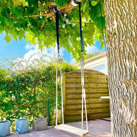 Maison A Pied Avec Piscine - Terrasse Privee 생미셸셰프셰프